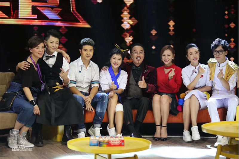 杜沁怡综艺节目素颜照相册