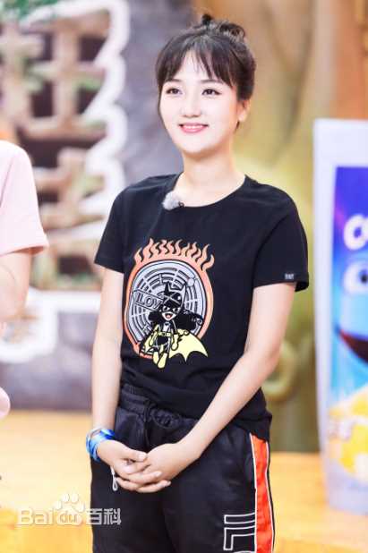 杜沁怡综艺节目素颜照相册