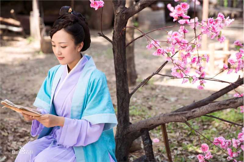 杜沁怡影视剧生活照相册