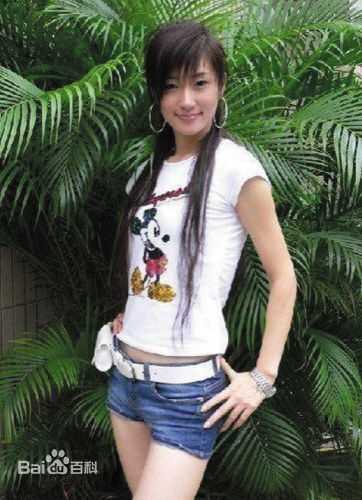 最新赵红霞性感图片