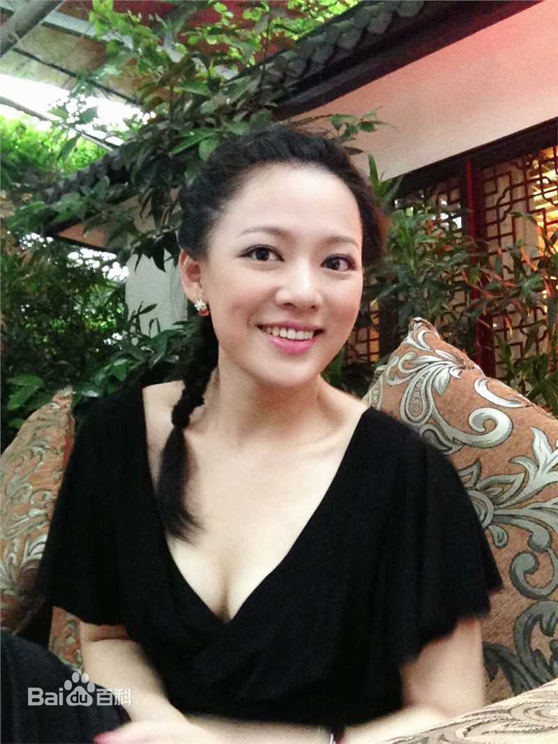 林青人物素颜照壁纸