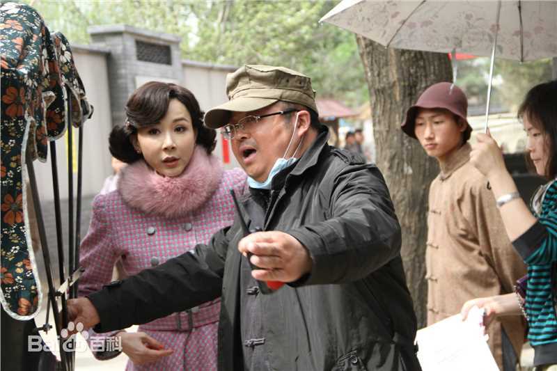 汪涛导演工作照性感图片壁纸