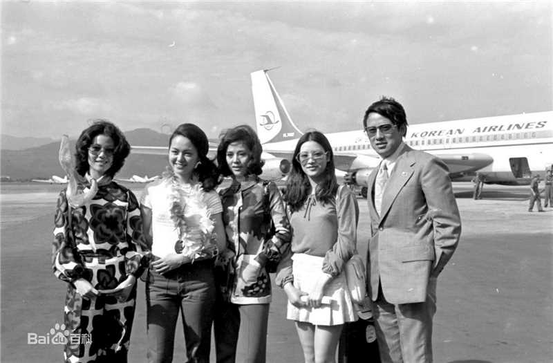 崔苔菁历史照素颜照相册