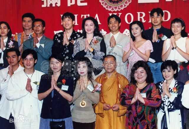 崔苔菁历史照素颜照相册