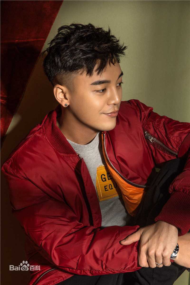 最优质曹璐生活照