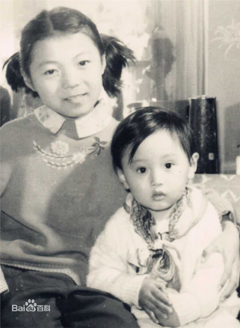 薛飞儿时的照片前后照片