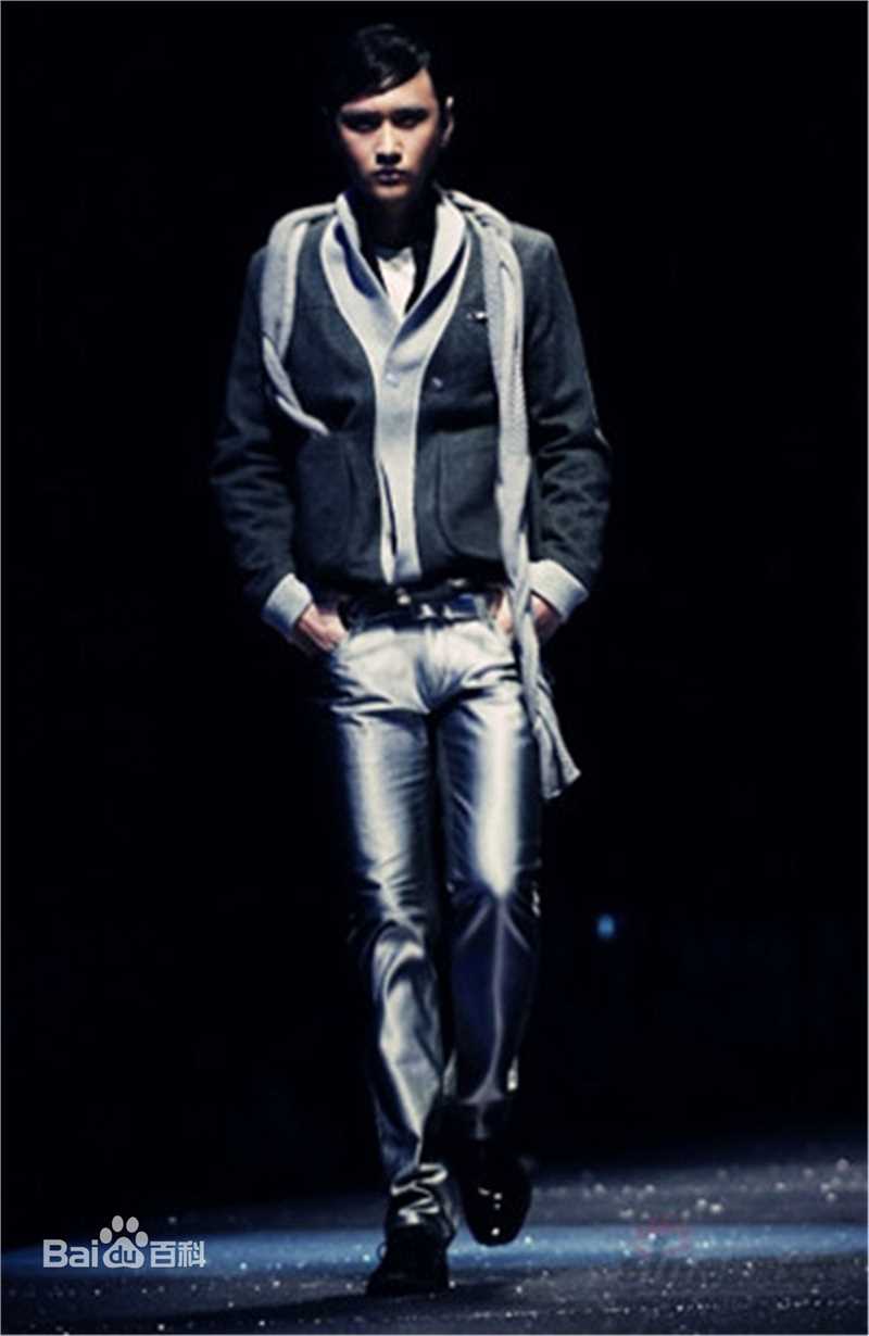 薛飞T台模特照片壁纸壁纸