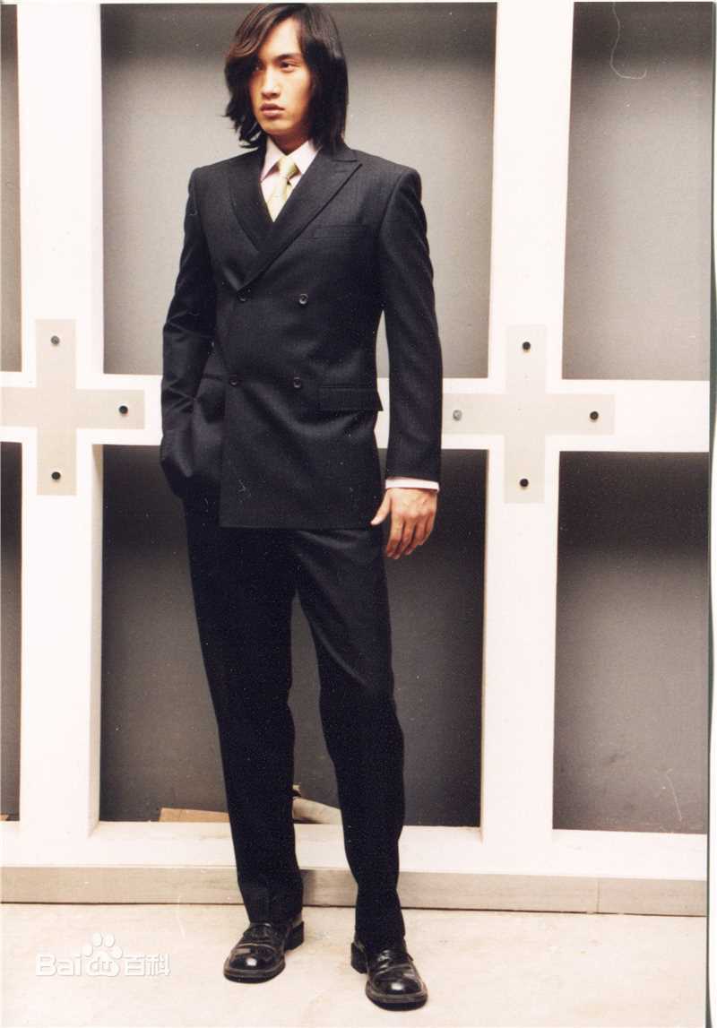 薛飞T台模特照片壁纸壁纸