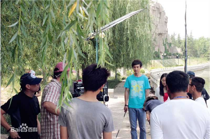 薛飞《折翼小天使》最优质剧照》