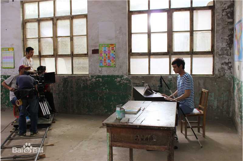 薛飞《折翼小天使》最优质剧照》