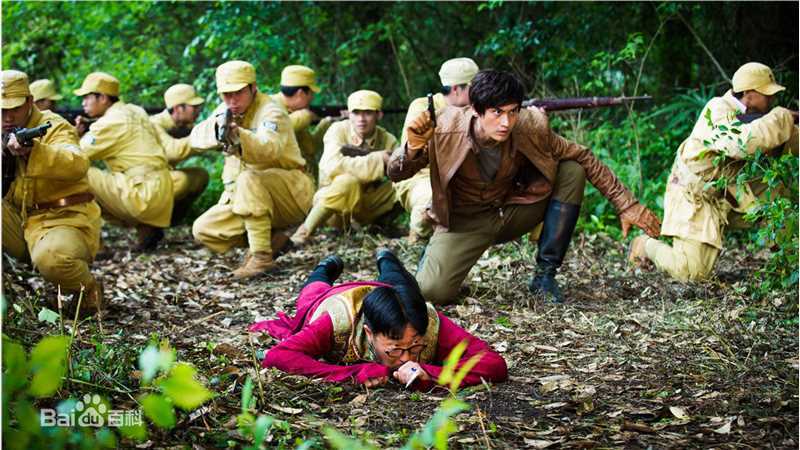 薛飞《左》剧照