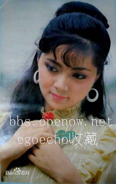 张莉宝姐姐生活照性感图片图集