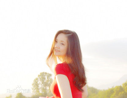 张莉宝姐姐生活照性感图片图集