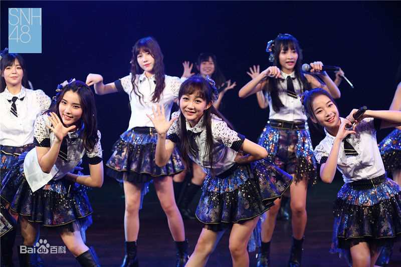 张怡(Yoko)演出照性感图片图集