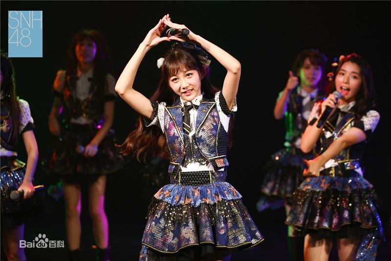 张怡(Yoko)演出照性感图片图集