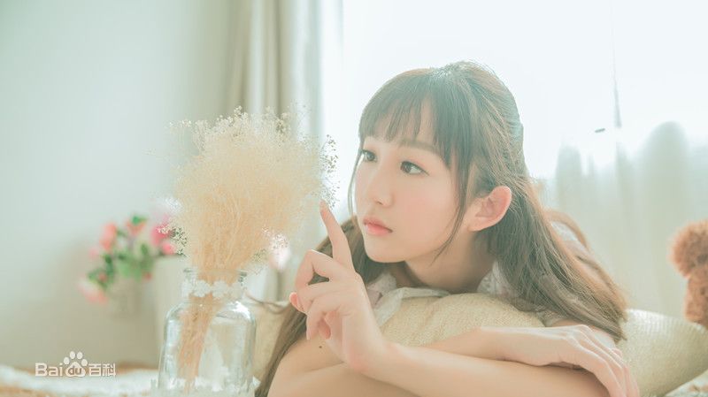 张怡(Yoko)生活照性感图片图集