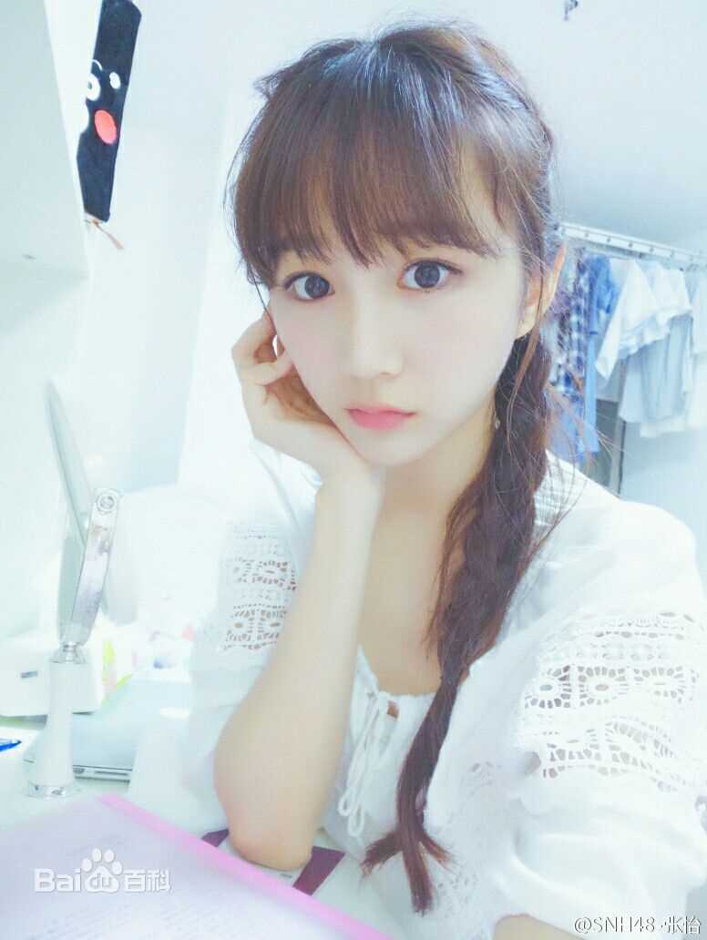 张怡(Yoko)生活照性感图片图集