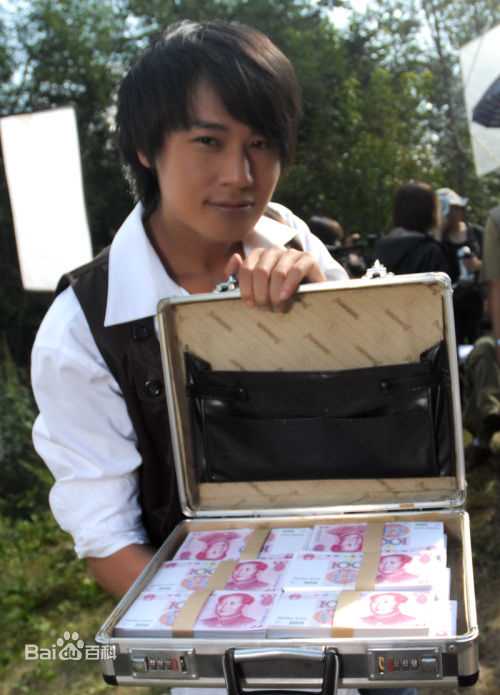 徐麒丰生活照生活照