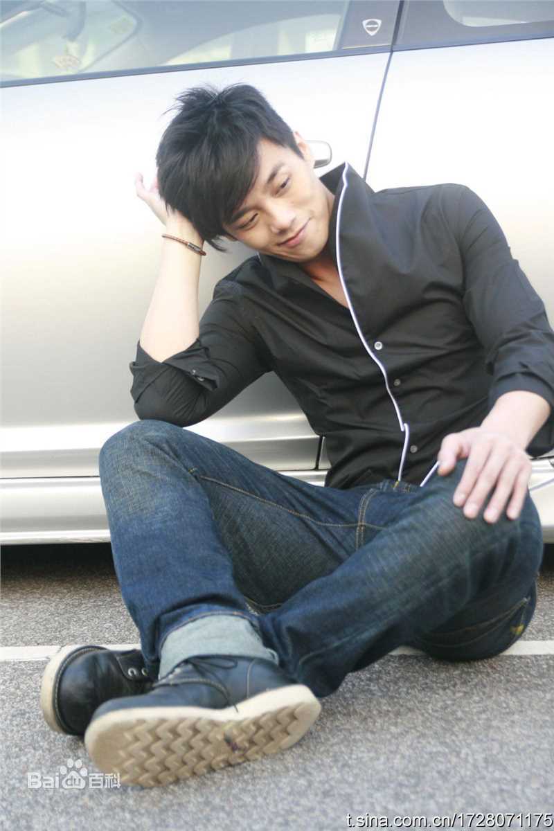 最新吕熙(Lui Hei、Calvin)性感图片