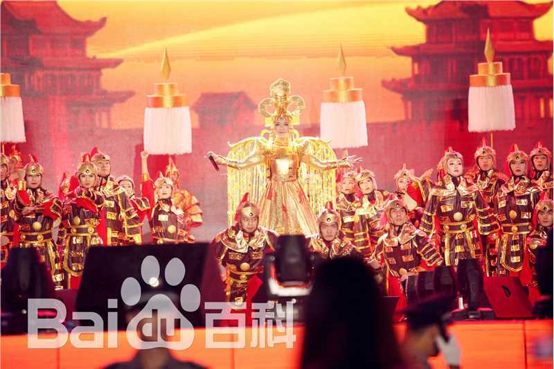 最新格格(Wonder)在首场个人演唱会《百合之夜》中的图集