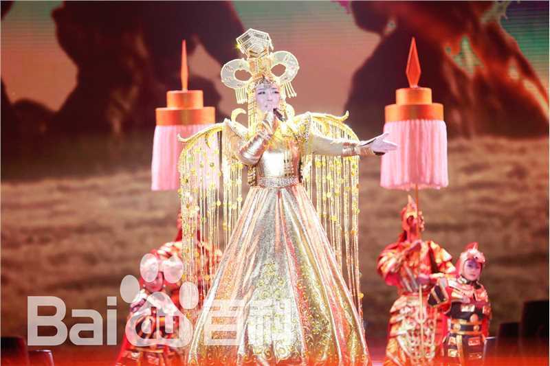 最新格格(Wonder)在首场个人演唱会《百合之夜》中的图集