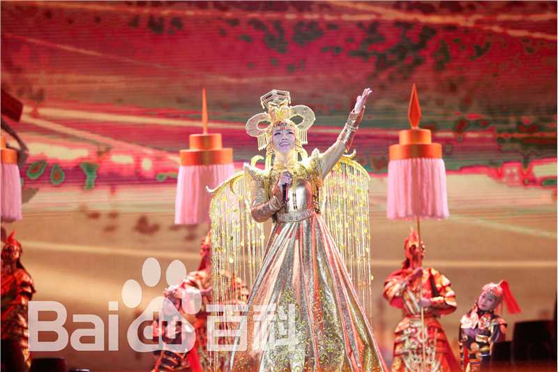 最新格格(Wonder)在首场个人演唱会《百合之夜》中的图集