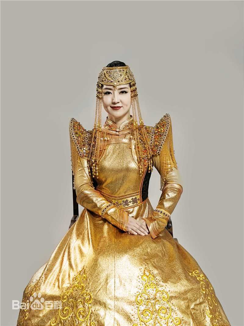 格格(Wonder)民族服饰性感图片壁纸