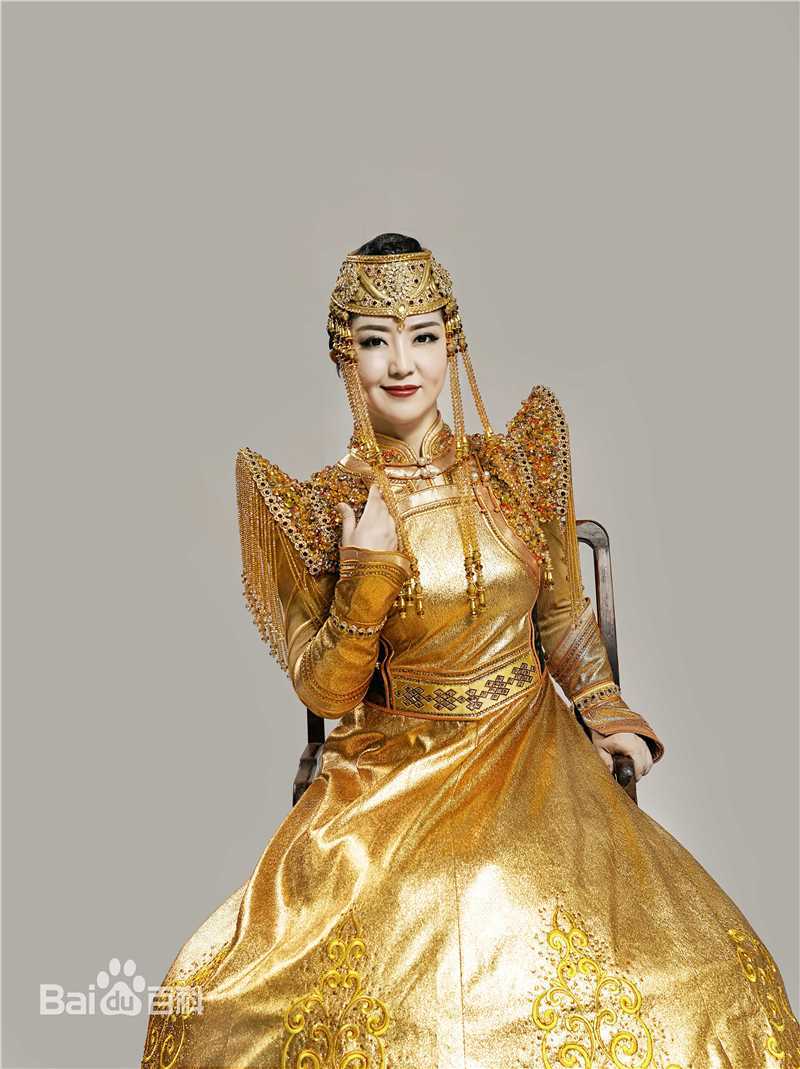 格格(Wonder)民族服饰性感图片壁纸