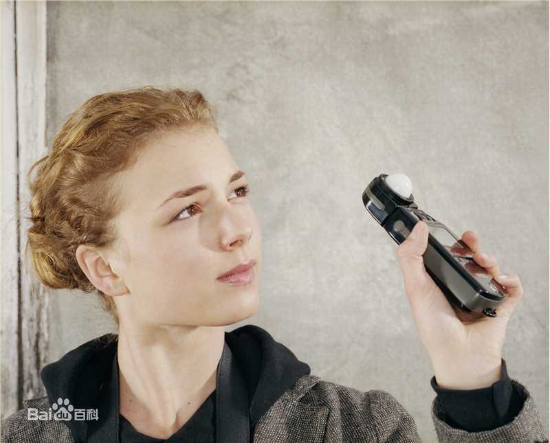 高清艾米丽·万凯普(Emily VanCamp)精彩图册