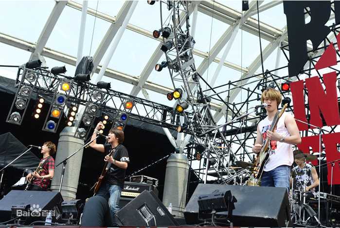 CNBLUE（Code Name BLUE）(/シーエヌブルー)演唱会图片性感图片壁纸