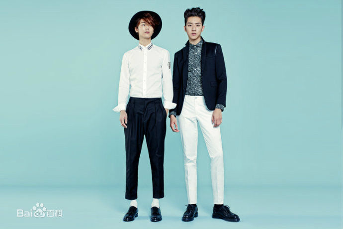 CNBLUE（Code Name BLUE）(/シーエヌブルー)代言图片素颜照壁纸