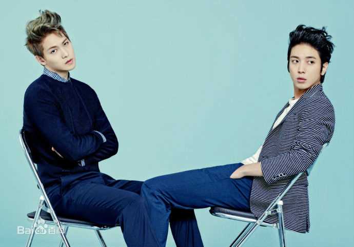 CNBLUE（Code Name BLUE）(/シーエヌブルー)代言图片素颜照壁纸