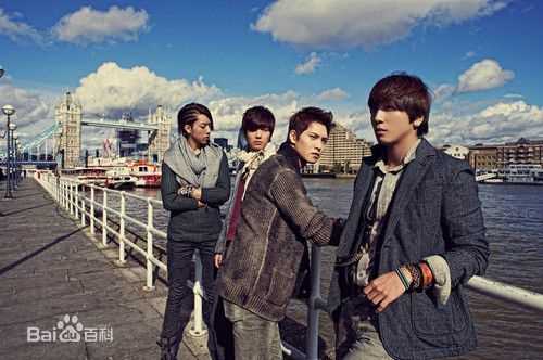 CNBLUE（Code Name BLUE）(/シーエヌブルー)专辑图片图册