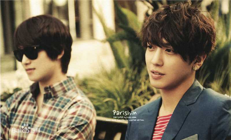 CNBLUE（Code Name BLUE）(/シーエヌブルー)专辑图片图册