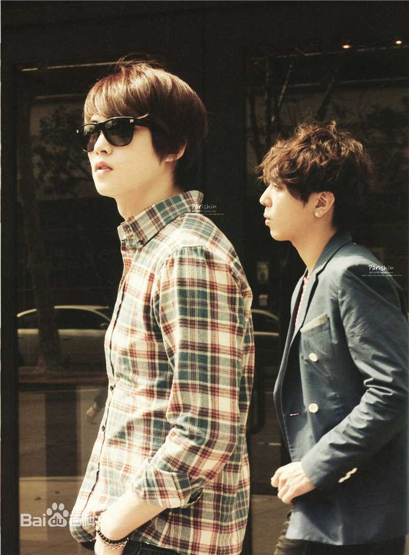 CNBLUE（Code Name BLUE）(/シーエヌブルー)专辑图片图册