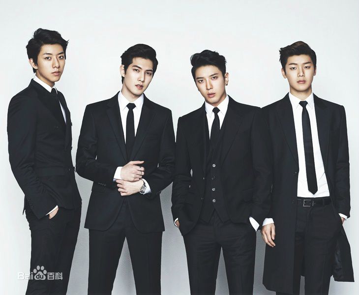 CNBLUE（Code Name BLUE）(/シーエヌブルー)专辑图片图册