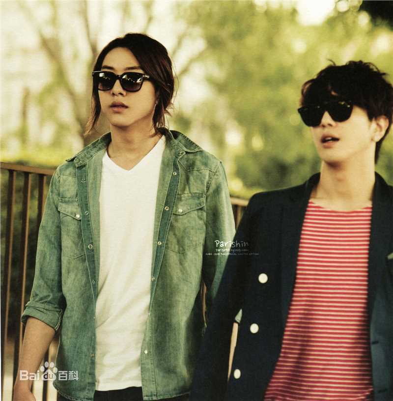 CNBLUE（Code Name BLUE）(/シーエヌブルー)专辑图片图册