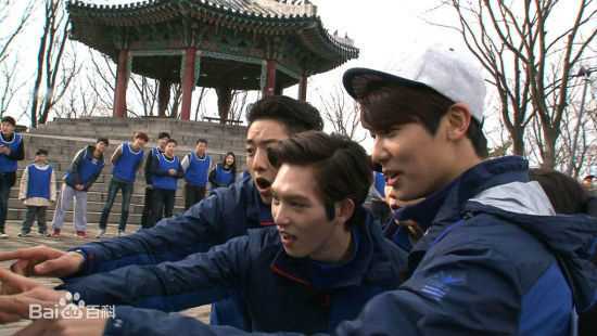 CNBLUE（Code Name BLUE）(/シーエヌブルー)Running Man性感图片图集