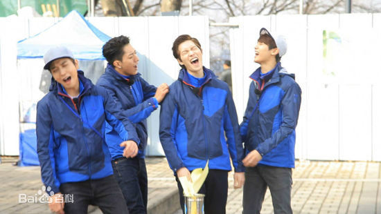 CNBLUE（Code Name BLUE）(/シーエヌブルー)Running Man性感图片图集