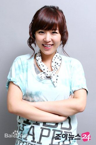 申智(/，Shin Ji，Leejiseon)荧幕中和生活中的壁纸壁纸