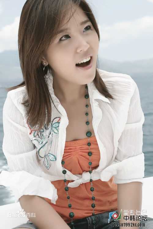 申智(/，Shin Ji，Leejiseon)荧幕中和生活中的壁纸壁纸