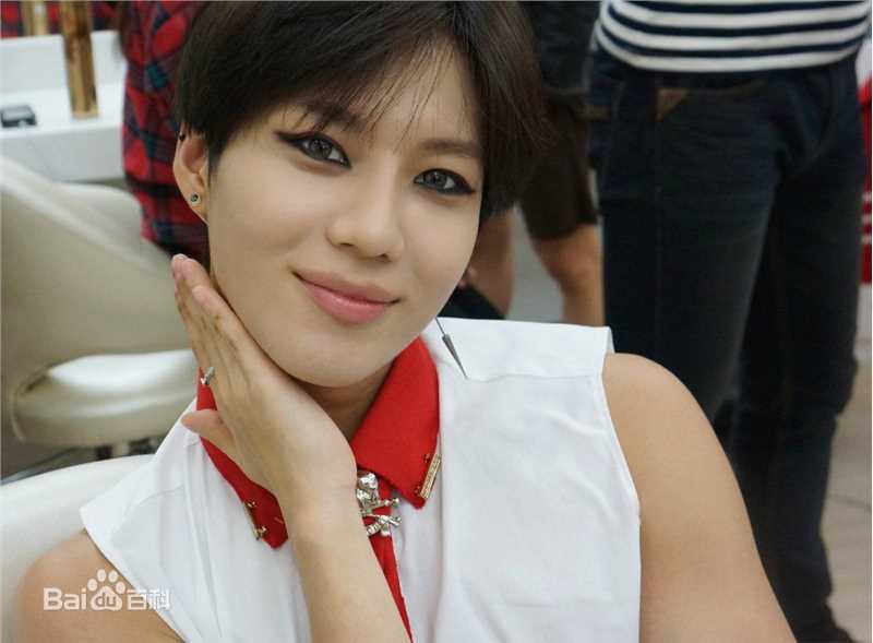 李泰民(/LeeTaemin)图册