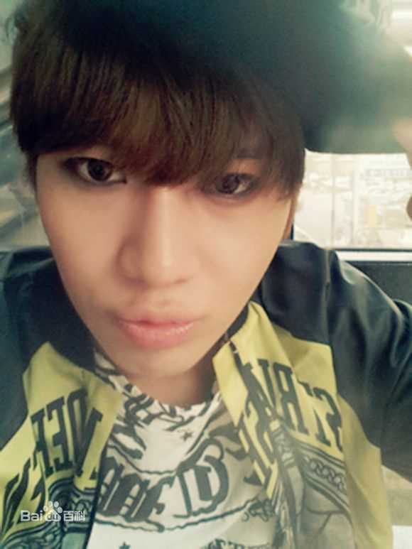 李泰民(/LeeTaemin)图册