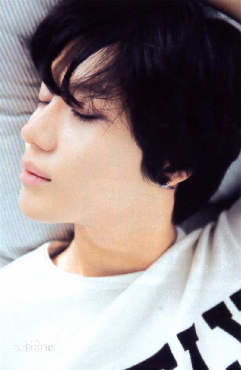 李泰民(/LeeTaemin)Magazine生活照