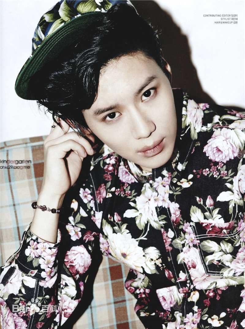 李泰民(/LeeTaemin)Magazine生活照