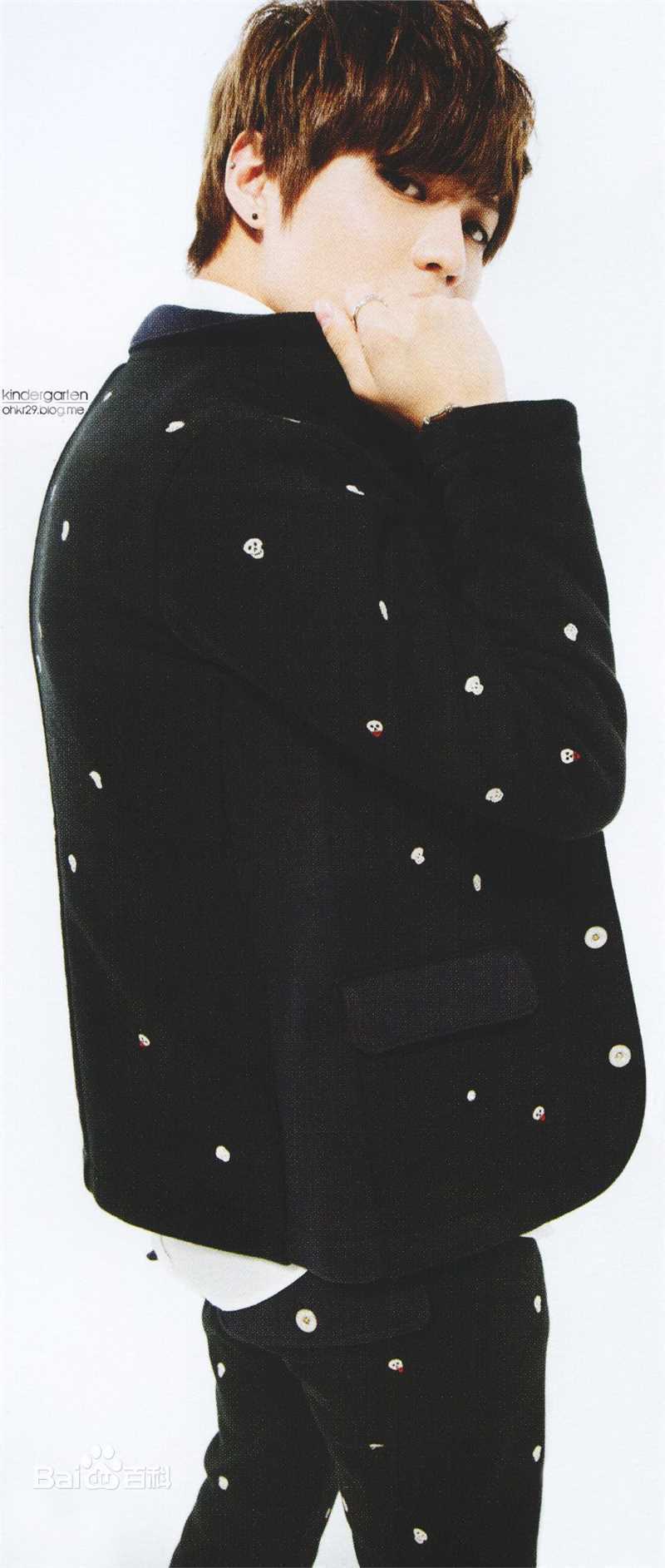 李泰民(/LeeTaemin)Magazine生活照