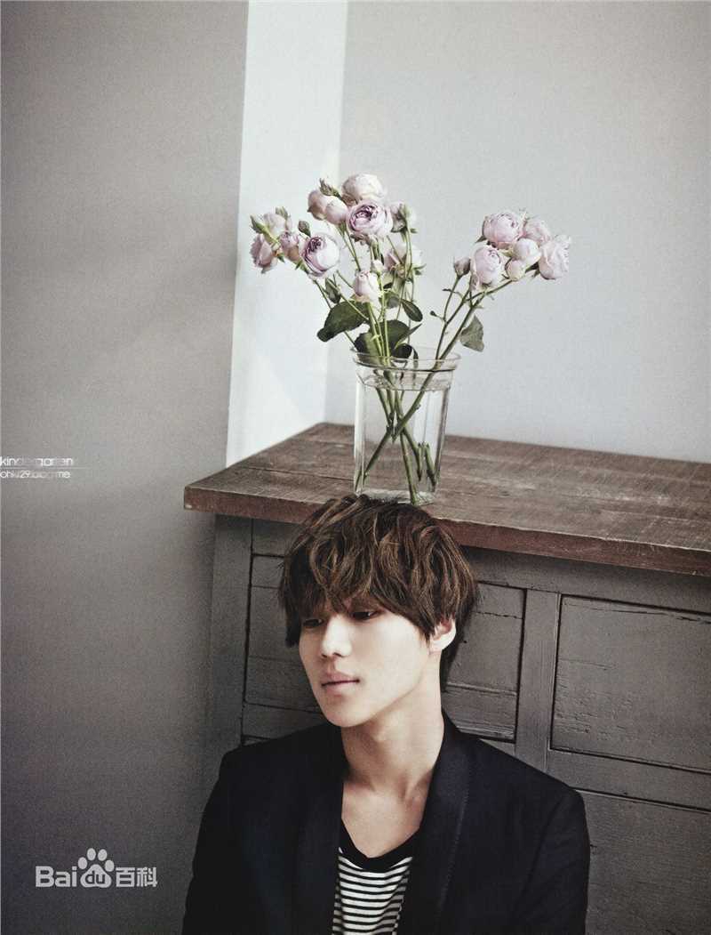 李泰民(/LeeTaemin)Magazine生活照