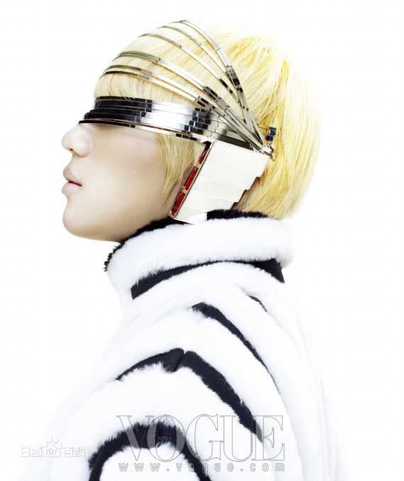 李泰民(/LeeTaemin)Magazine生活照