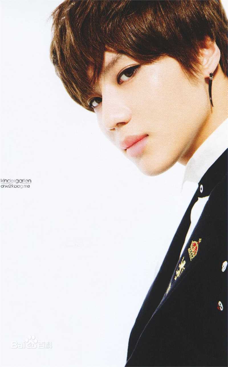 李泰民(/LeeTaemin)Magazine生活照