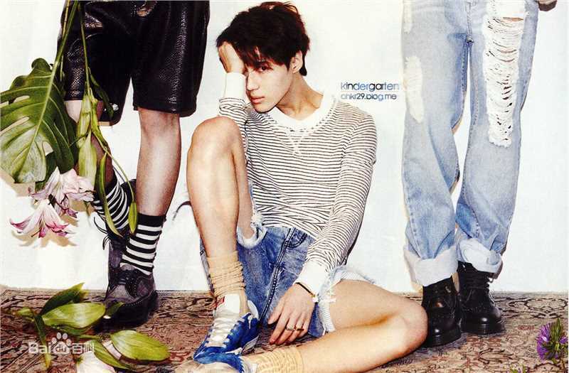 李泰民(/LeeTaemin)Magazine生活照